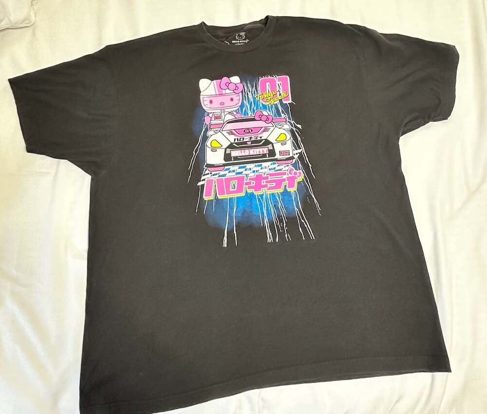 Hello Kitty Tokyo Speed Racing Car Graphic T-Shirt Black Size 2XL